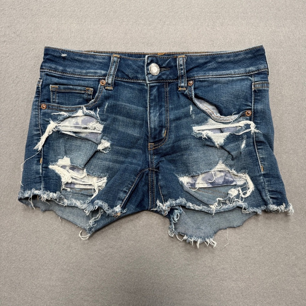 American Eagle Shorts Women's 6 Blue Dark Wash Super Stretch Distressed Cut Off